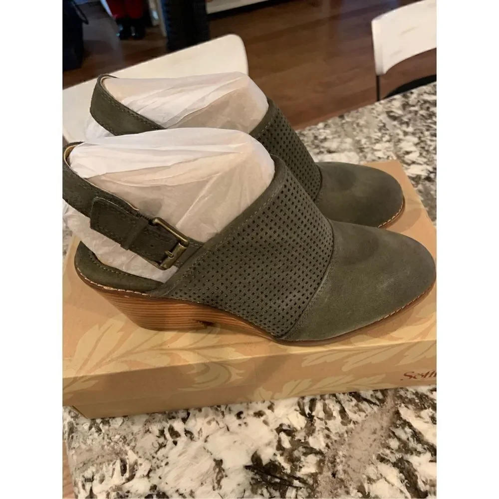 NIB Sofft Sallis Wedge Clog